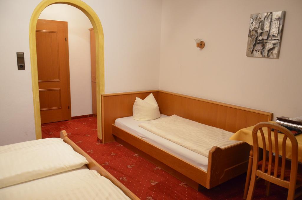Hotel Restaurant Thurner Zams Ngoại thất bức ảnh