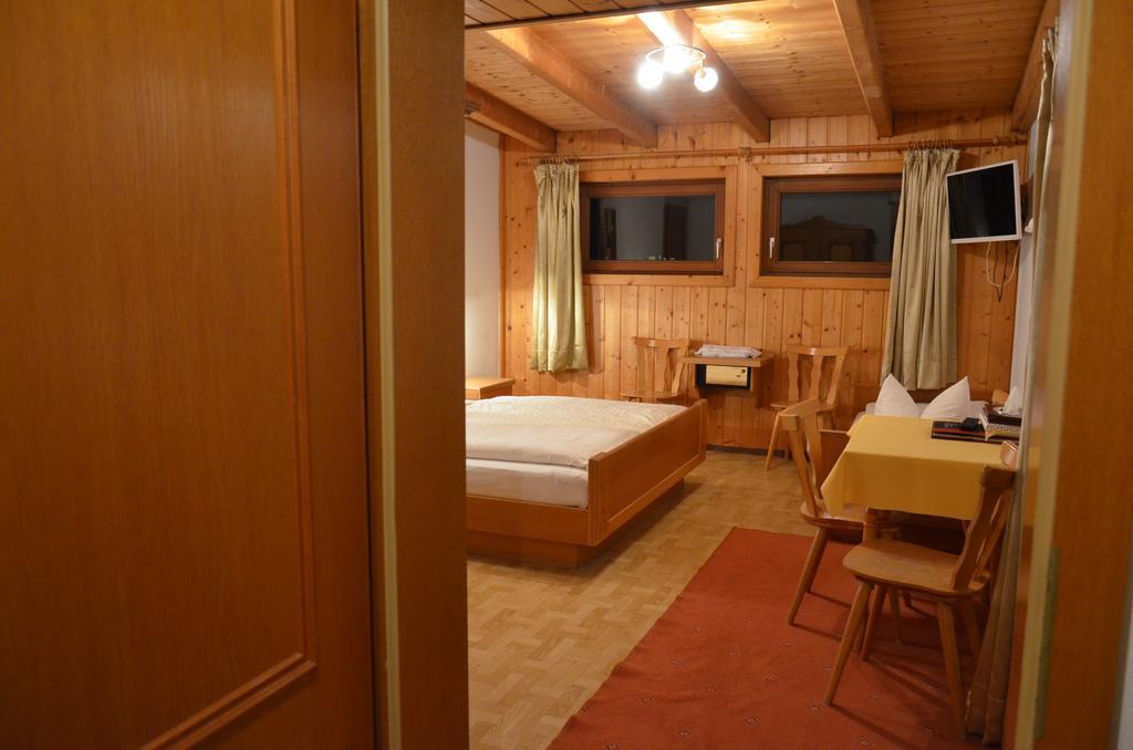 Hotel Restaurant Thurner Zams Ngoại thất bức ảnh